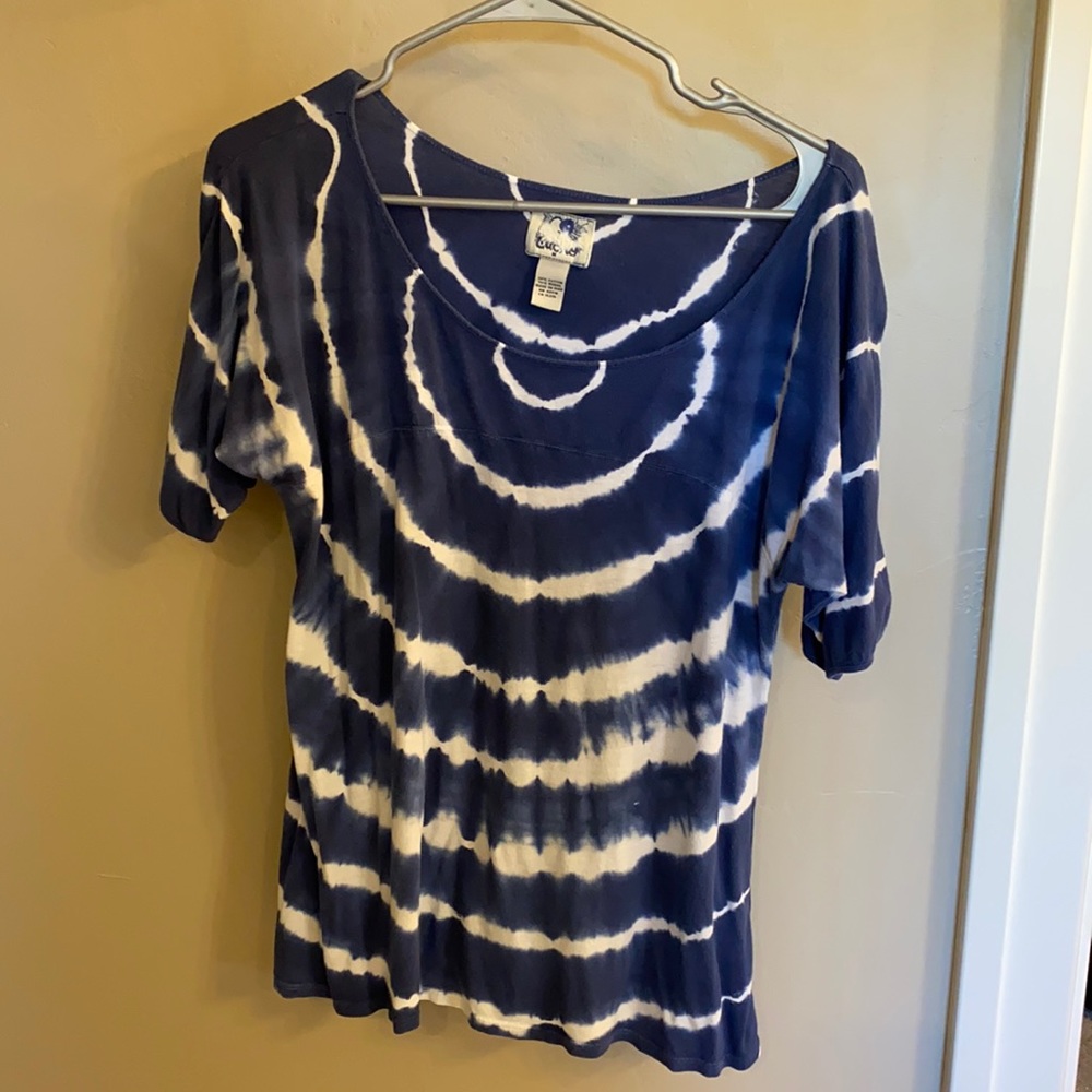 Lucky Jeans tie dye shirt